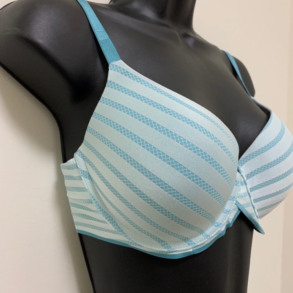 Victoria Secret Bra 34D Light Turquoise/Blue